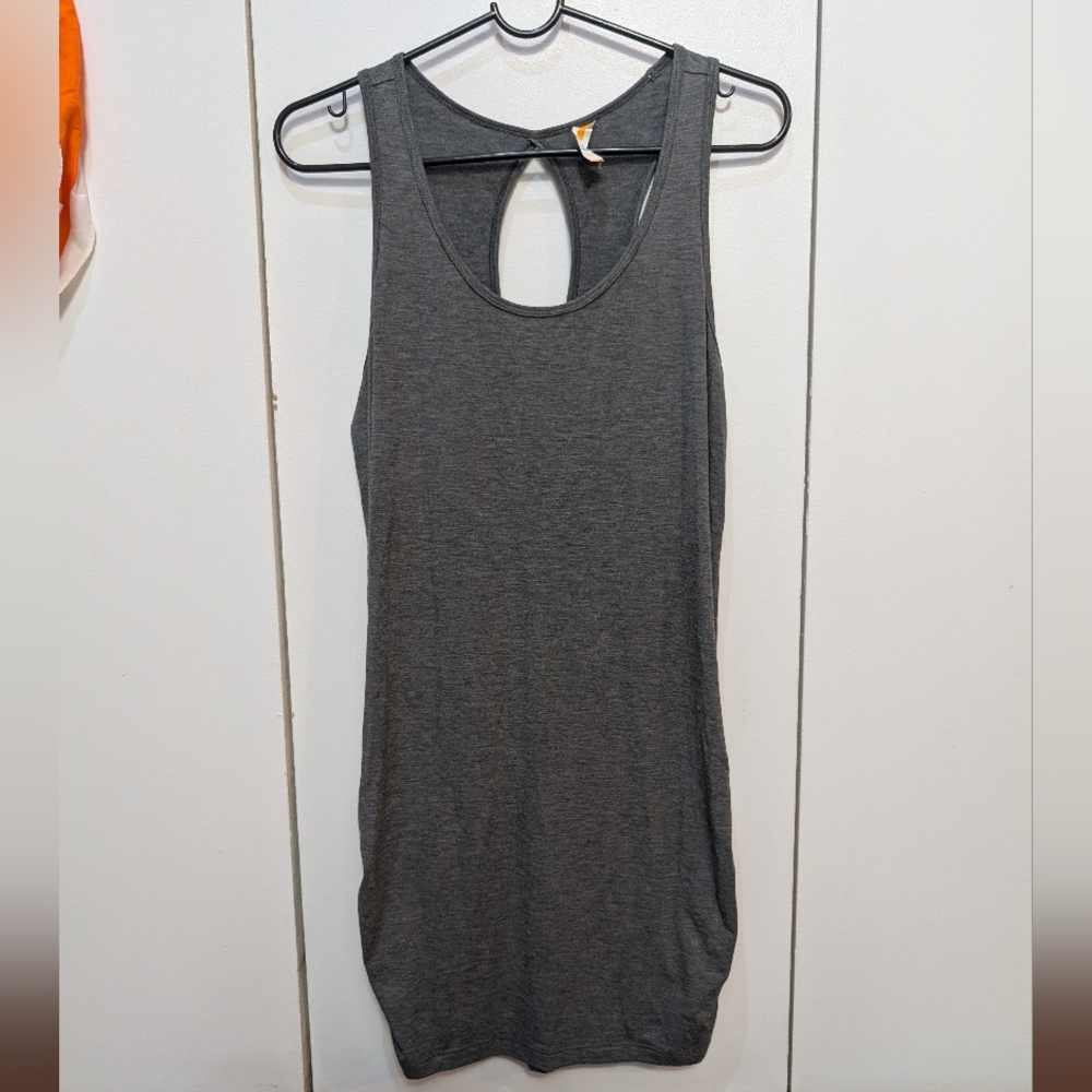 Lucy Activewear Gray Racerback Tank Top with Keyhole Cutout and Ruching